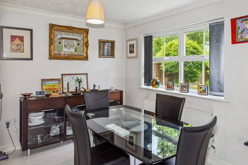 Urban Oasis - Modern 2B/2B Retreat Near Nature 29 Hello Guest