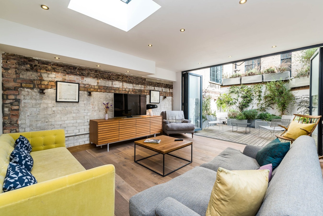 Stunning 3BD Flat Shoreditch with Hidden Garden 11 Hello Guest