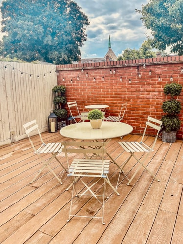 Stylish 3BD Townhouse in Central Winchester 4 Hello Guest