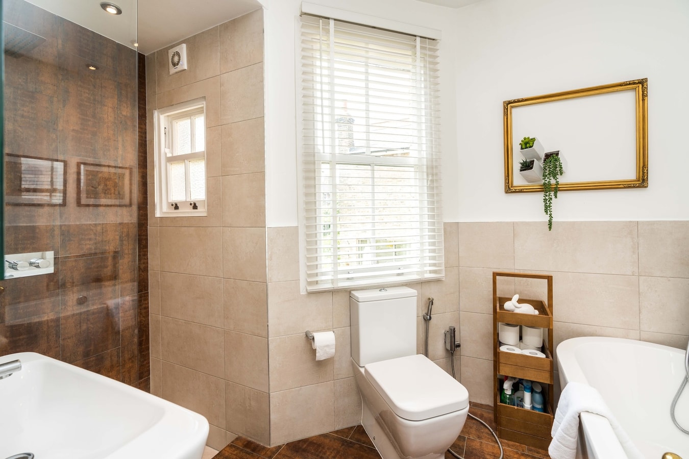 Beautiful 3BD Home Forest Hill South London 22 Hello Guest