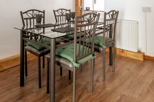 Stylish 2BD Family Hideaway in Dover 10 Hello Guest