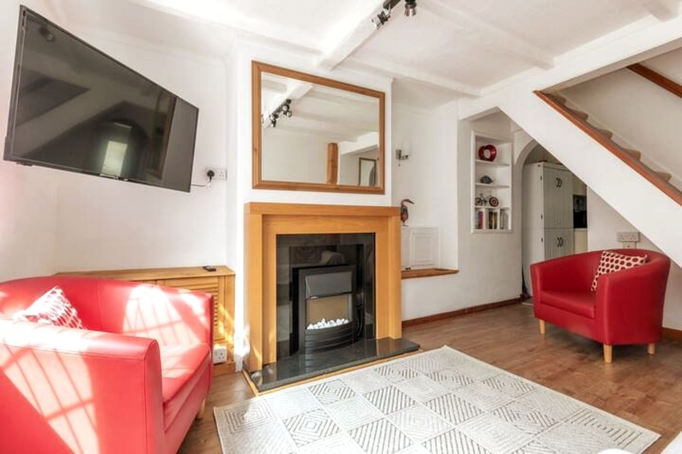 Stylish 2BD Family Hideaway in Dover 15 Hello Guest