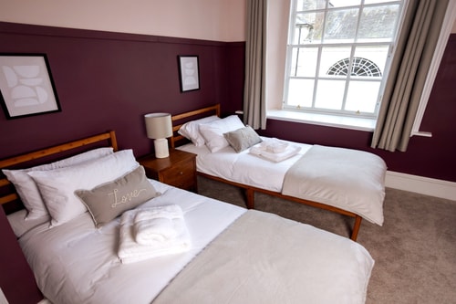 Elegant 3BD Georgian Retreat in Perth City Centre 12 Hello Guest