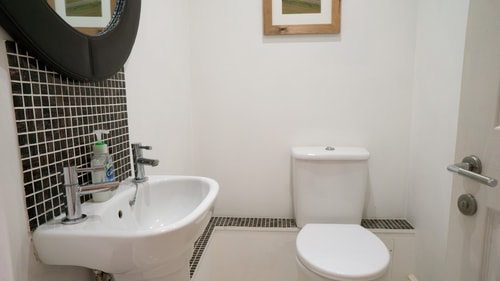 Superb 4BD Stay in Wyton and Houghton Village 15 Hello Guest