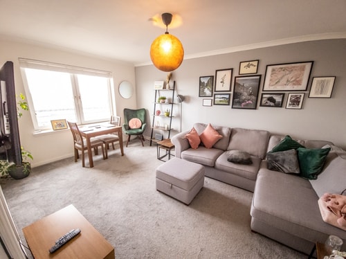 Tranquil 2Bed/2Bath Duplex Falkirk 0 Hello Guest