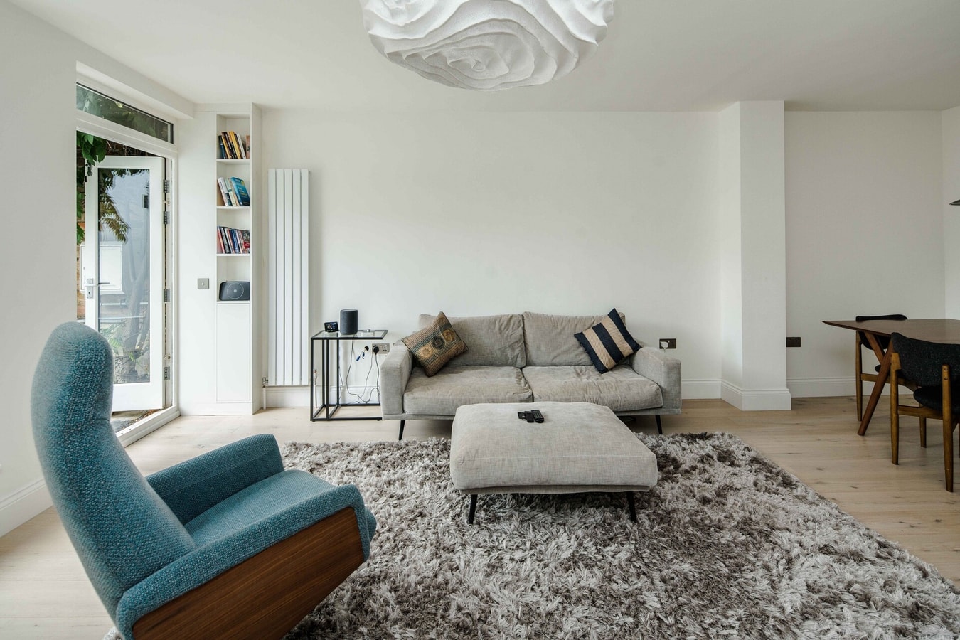 Stylish 2 Bedroom / 2 Bath in Notting Hill 9 Hello Guest