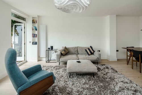 Stylish 2 Bedroom / 2 Bath in Notting Hill 9 Hello Guest