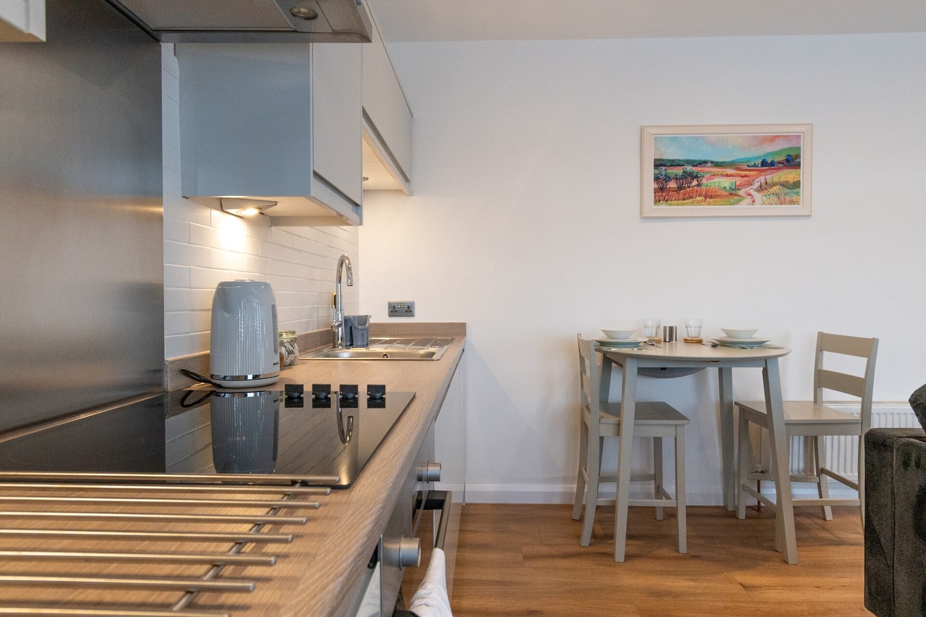 Swillington Retreat: Modern 2BD Flat in Leeds 12 Hello Guest