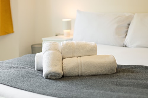 Super 2BD Maisonette in Queens Park, Maida Vale 9 Hello Guest