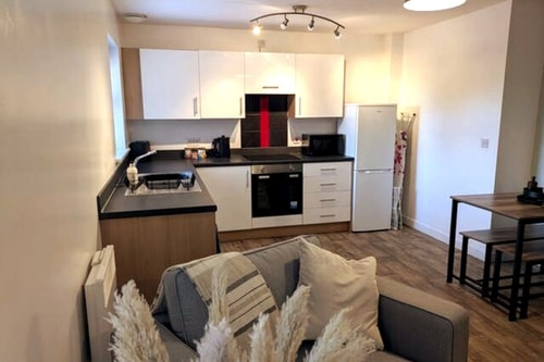 Ground Floor Apartment - Cloisters Coastal Escape 11 Hello Guest