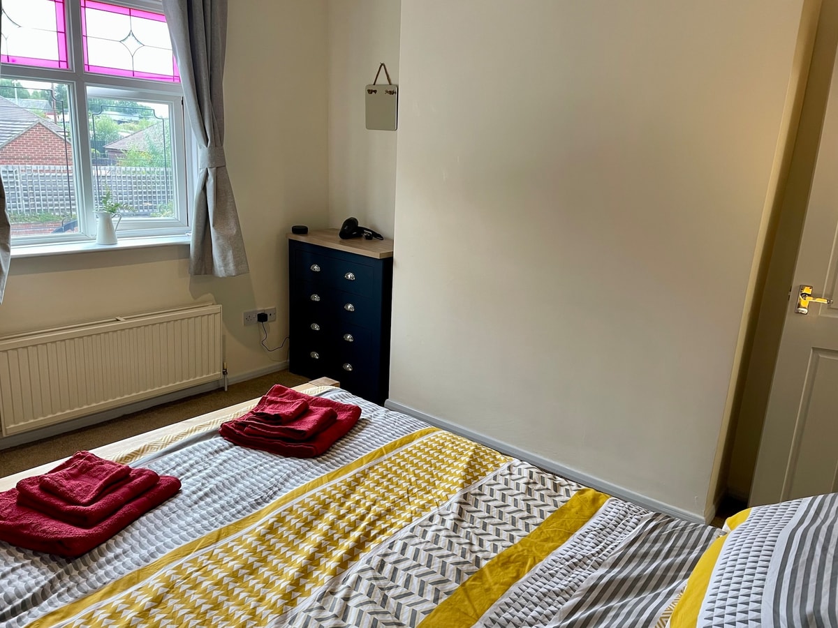 Lovely 3BD Home in the Heart of Morton 13 Hello Guest