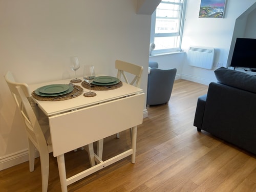 Apartment - Centre of Swanage Stunning Sea views 4 Hello Guest
