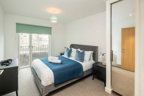 Modern 2 bed Flat Near O2 & Canary Wharf 5 Hello Guest