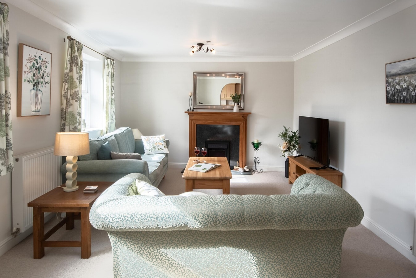 Modern 2-Bed Flat in Tavistock Centre 8 Hello Guest