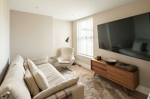 Stylish Crouch End 2B2B Flat - Sleeps 4 9 Hello Guest