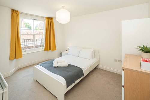 Super 2BD Maisonette in Queens Park, Maida Vale 6 Hello Guest