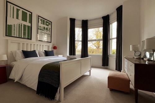 Elegant Reading Haven: 2BD Period Charm & Garden