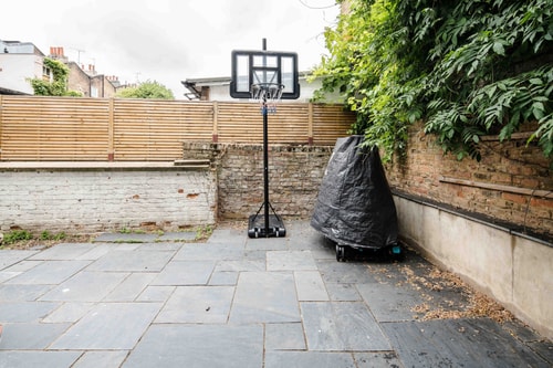 Stylish 2 Bedroom / 2 Bath in Notting Hill 17 Hello Guest