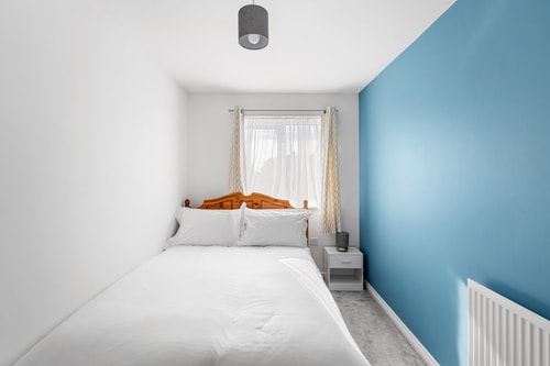 Spacious 4-Bed Home Near City Links 7 Hello Guest