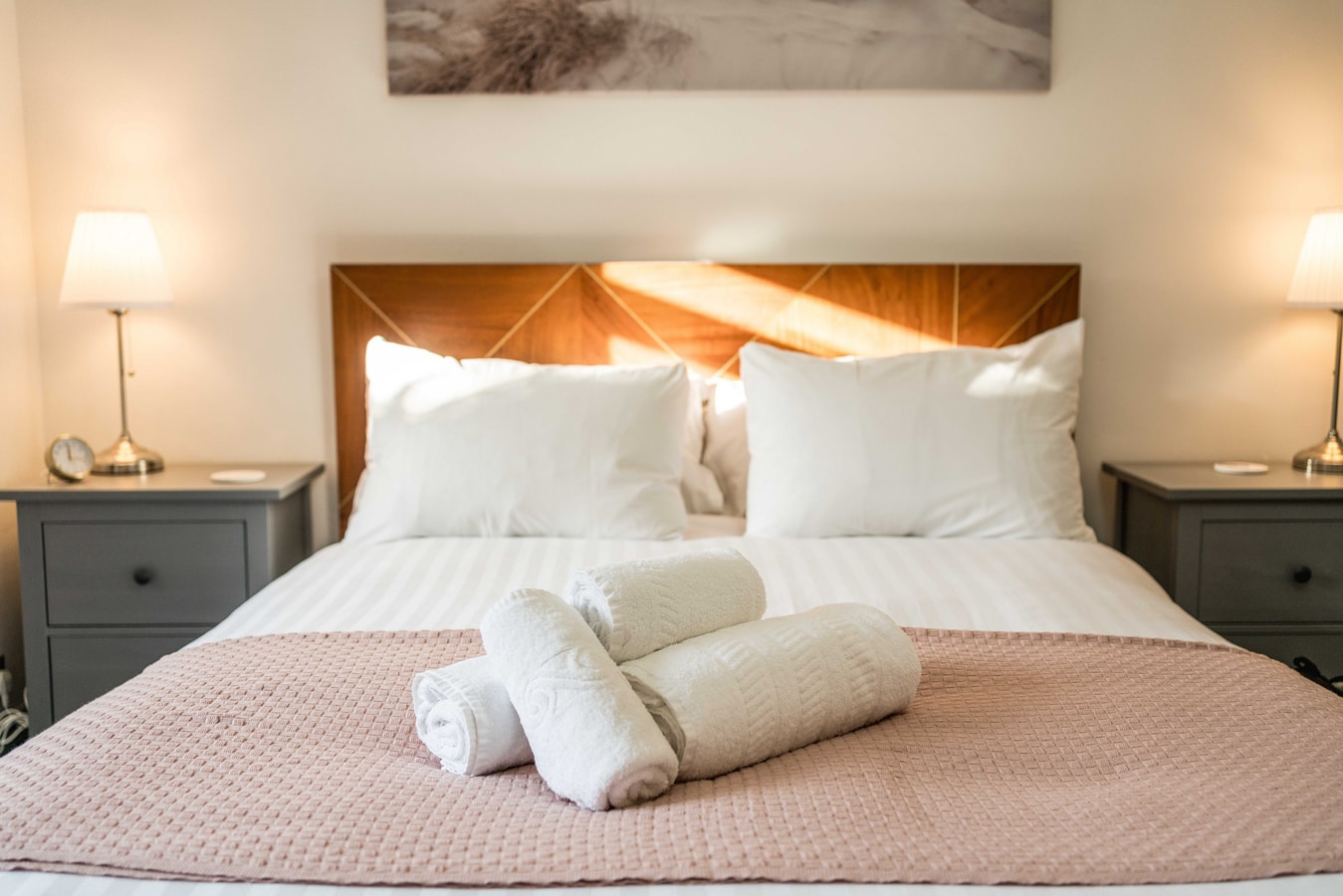 Spacious 1BR Flat in Wanstead: Garden & Comfort 7 Hello Guest