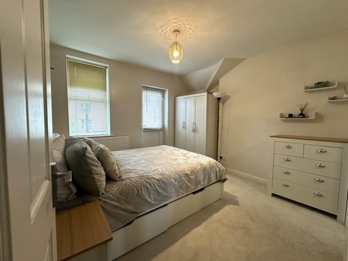 Bright Seaside Apartment with Stunning River Views 19 Hello Guest