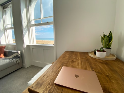 Spacious 2BD Flat with Stunning Views Folkestone 6 Hello Guest