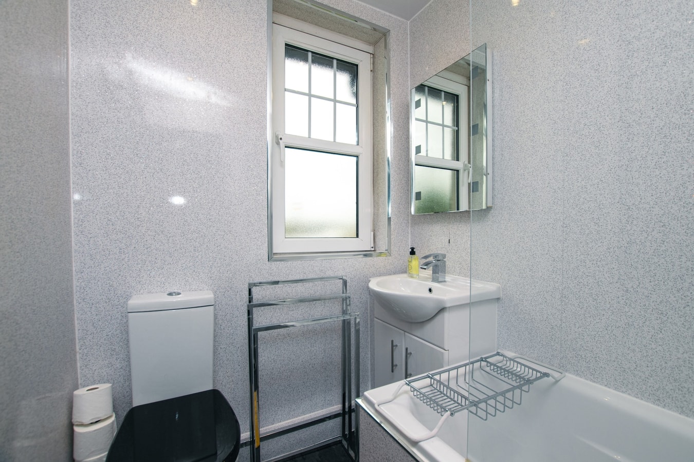 Cosy & Central 2BD Apartment Milngavie, Glasgow 25 Hello Guest