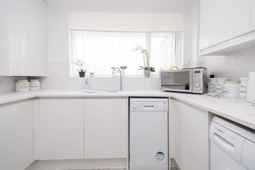 Amazing Beachside 2BD Family Home with Garden 11 Hello Guest