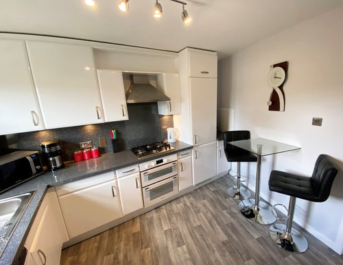 NEW Super 2 Bedroom Flat in Falkirk 1 Hello Guest