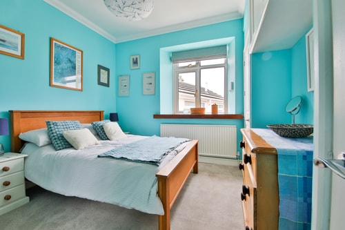 Bright Maisonette Near Beach & University