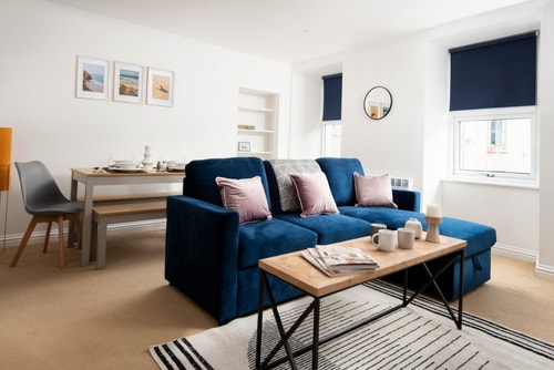 Historic 2BD Maisonette in Coastal Eyemouth 3 Hello Guest