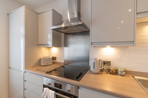 Swillington Retreat: Modern 2BD Flat in Leeds 11 Hello Guest