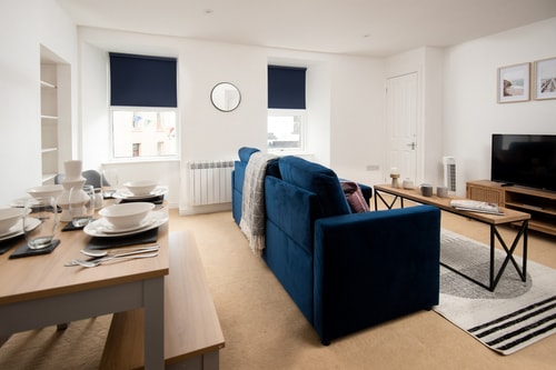 Historic 2BD Maisonette in Coastal Eyemouth 6 Hello Guest