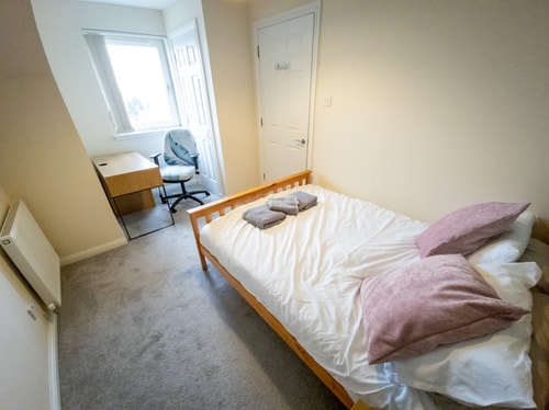 Tranquil 2Bed/2Bath Duplex Falkirk 8 Hello Guest