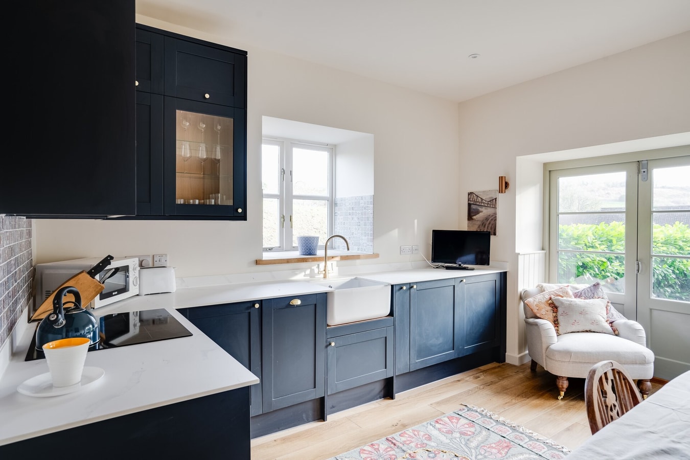 Charming Coach House Retreat Near Sherborne Abbey 19 Hello Guest