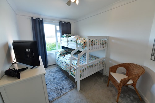 2BD Garden Home - A Short Walk to Stonehenge 9 Hello Guest