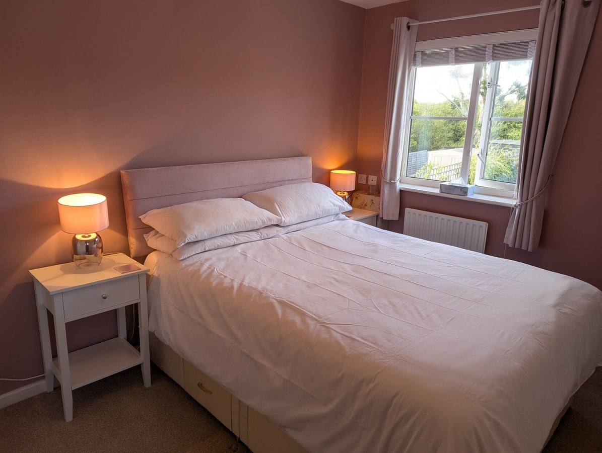 Modern 3B Eastbourne Retreat: Tranquil & Cozy Stay 6 Hello Guest