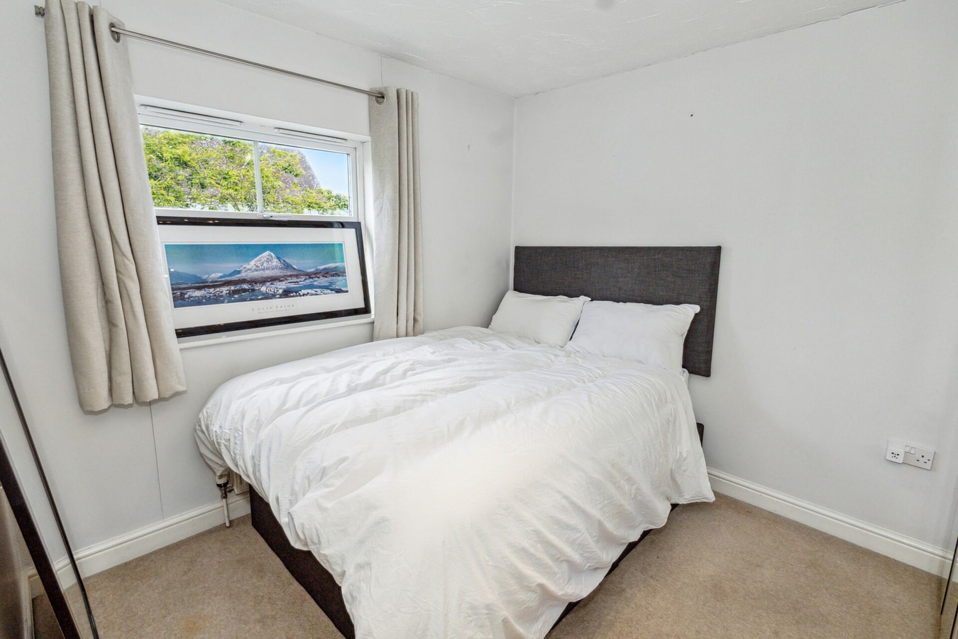 Urban Oasis - Modern 2B/2B Retreat Near Nature 10 Hello Guest