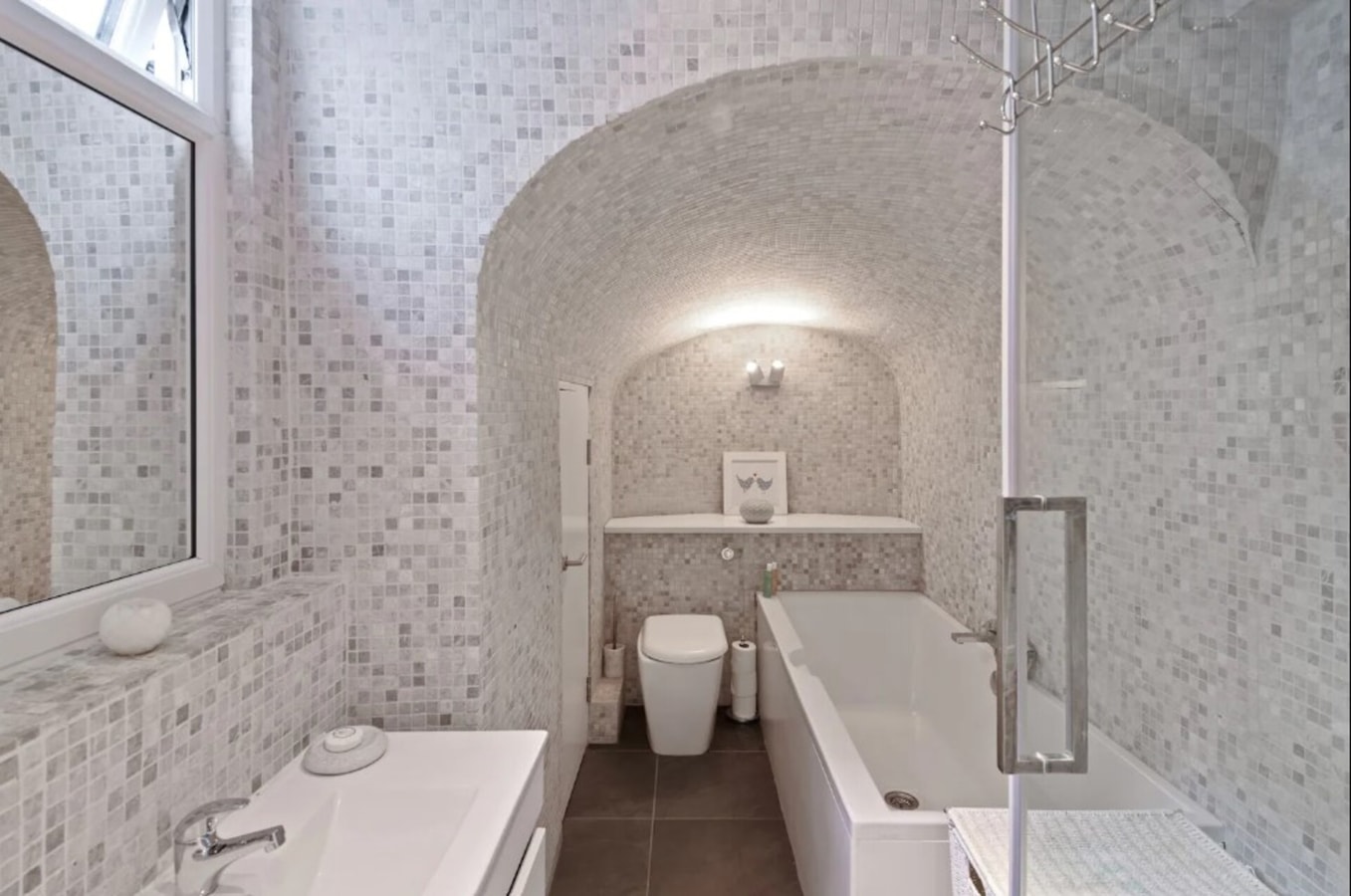 Beautiful 2-Bed Notting Hill Apt with Garden 10 Hello Guest