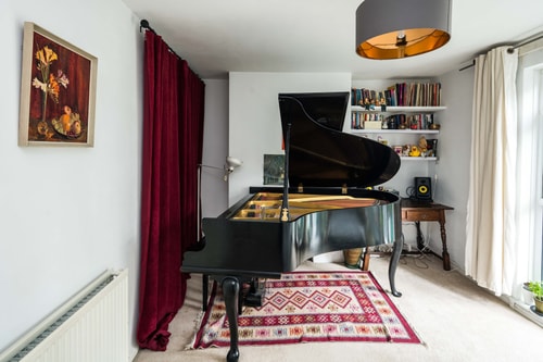 2BD Stylish Home w/t Grand Piano Central London 12 Hello Guest