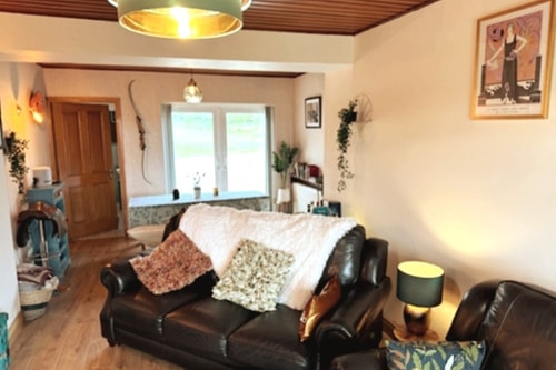 Causeway Headland Gem - 4BD Cottage Retreat 5 Hello Guest