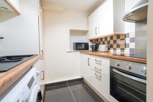 Private 1BD Flat near Gloucester Docks 2 Hello Guest