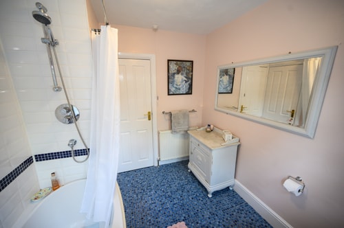 Charming Country House near Henley-on-Thames 31 Hello Guest