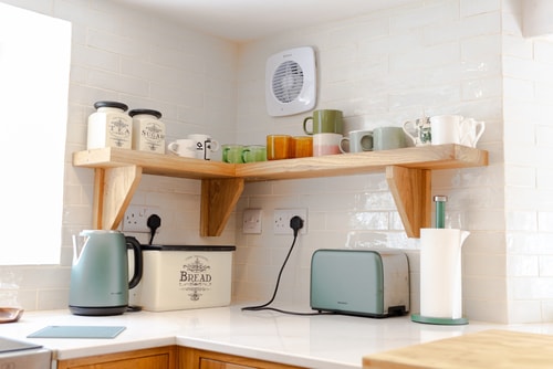 Beautiful 3BD Thatched Stone Cottage Kettering 10 Hello Guest