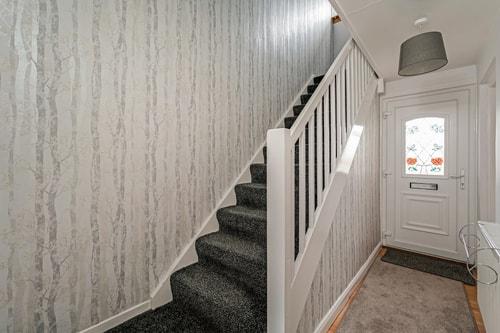 Centrally Situated 1 Bedroom House in Cumbernauld 12 Hello Guest