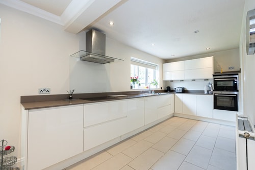 Modern Family Home in South Manchester/Stockport 4 Hello Guest