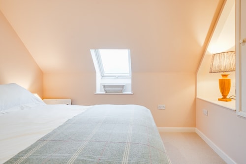 Charming Coach House Retreat Near Sherborne Abbey 4 Hello Guest