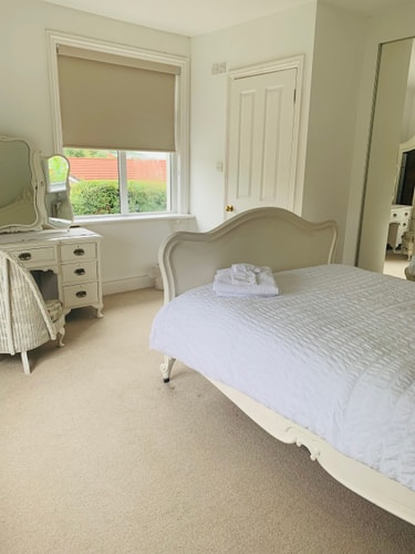 Elegant 3BD Edwardian Home Warminster 19 Hello Guest