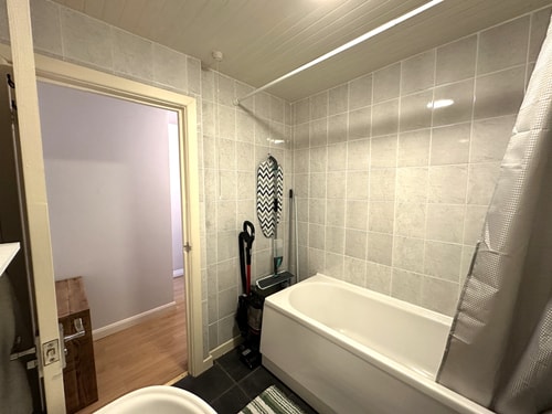 Bright Seaside Apartment with Stunning River Views 26 Hello Guest