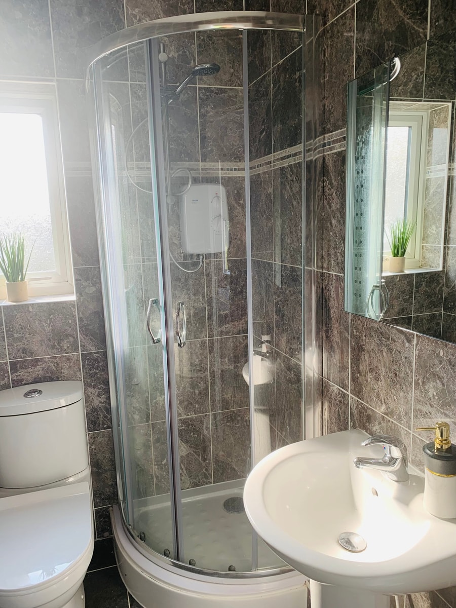 Elegant 3BD Edwardian Home Warminster 29 Hello Guest